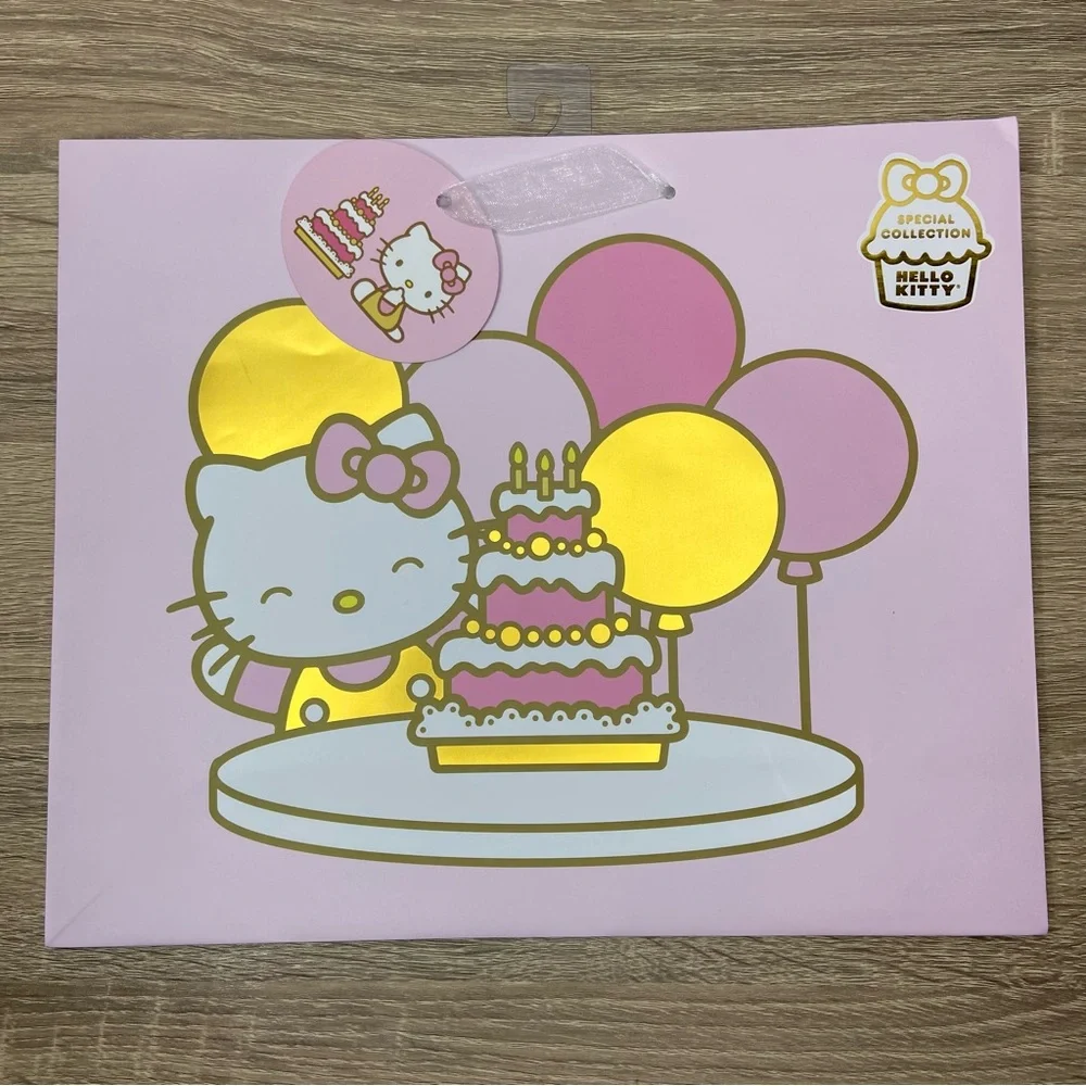 Hello Kitty Pink Gold Special Collection Birthday Cake Gift Wrap Bag NEW